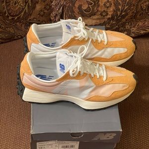 100% Auth New Balance 327 Lifestyle Sneakers